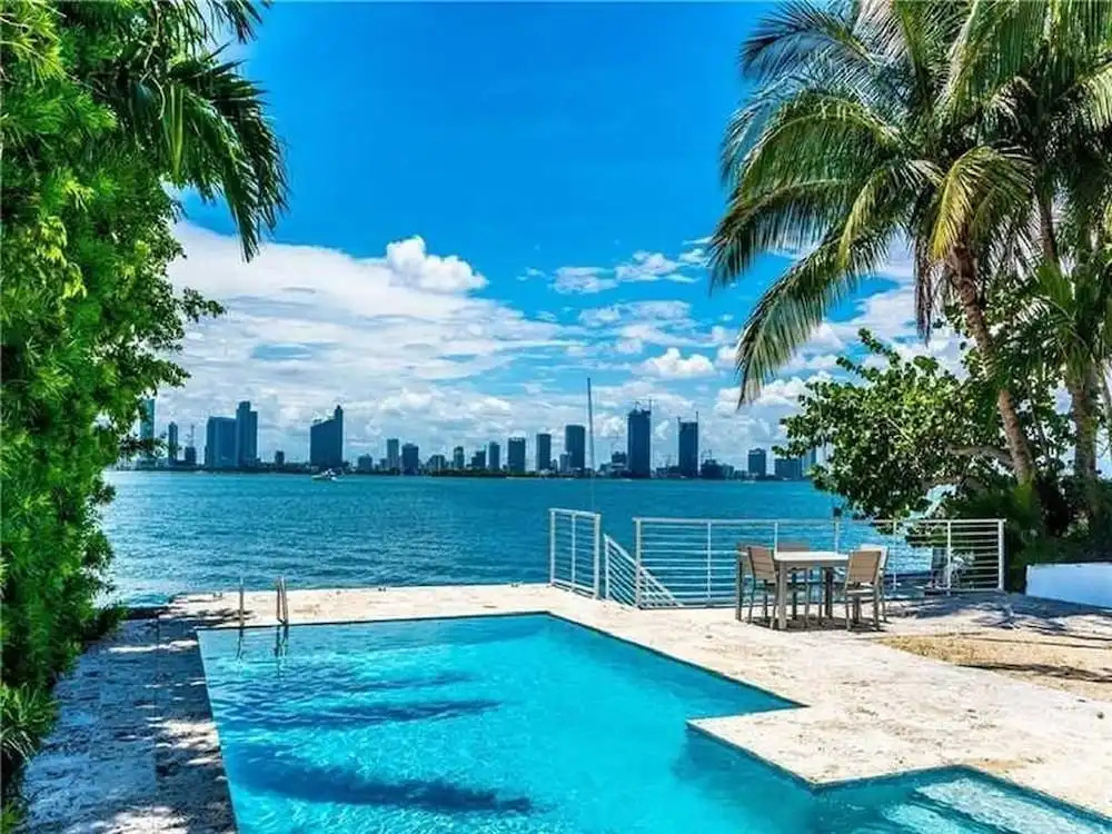 6 Bedroom Homes in Miami Beach by TMG