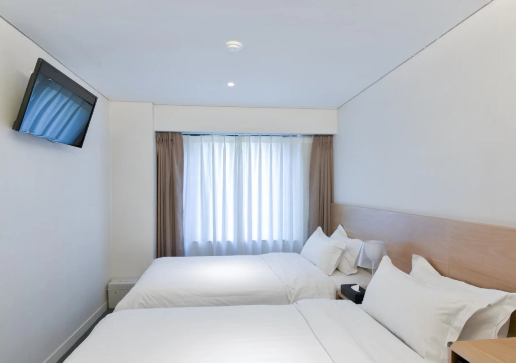 I.T.W. Hotel