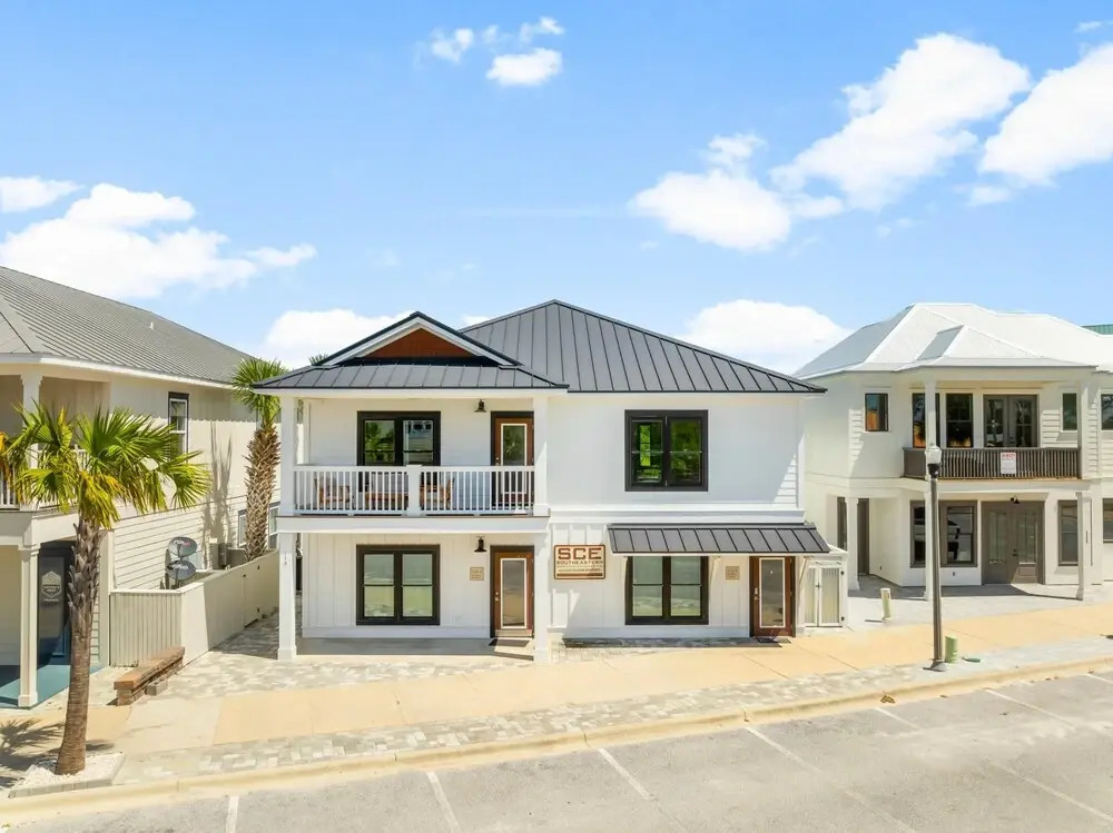 Pet Friendly Beach House - Marina View