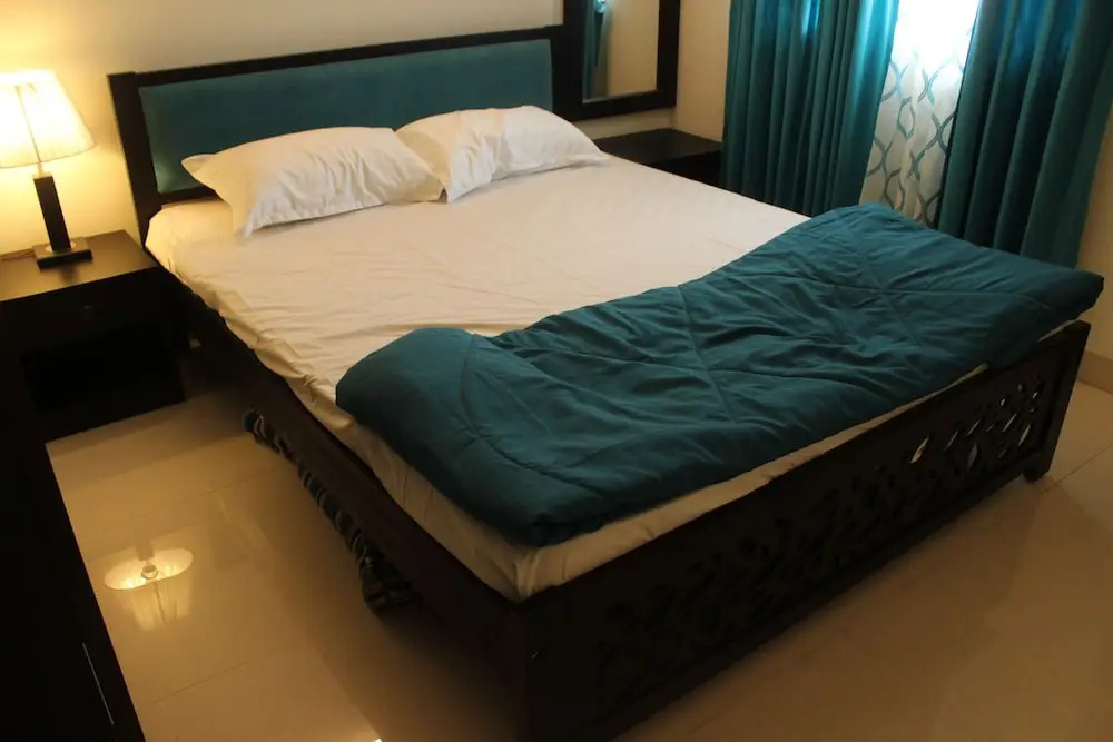 OYO 9364 Home Modern 2 BHK Pool View Candolim