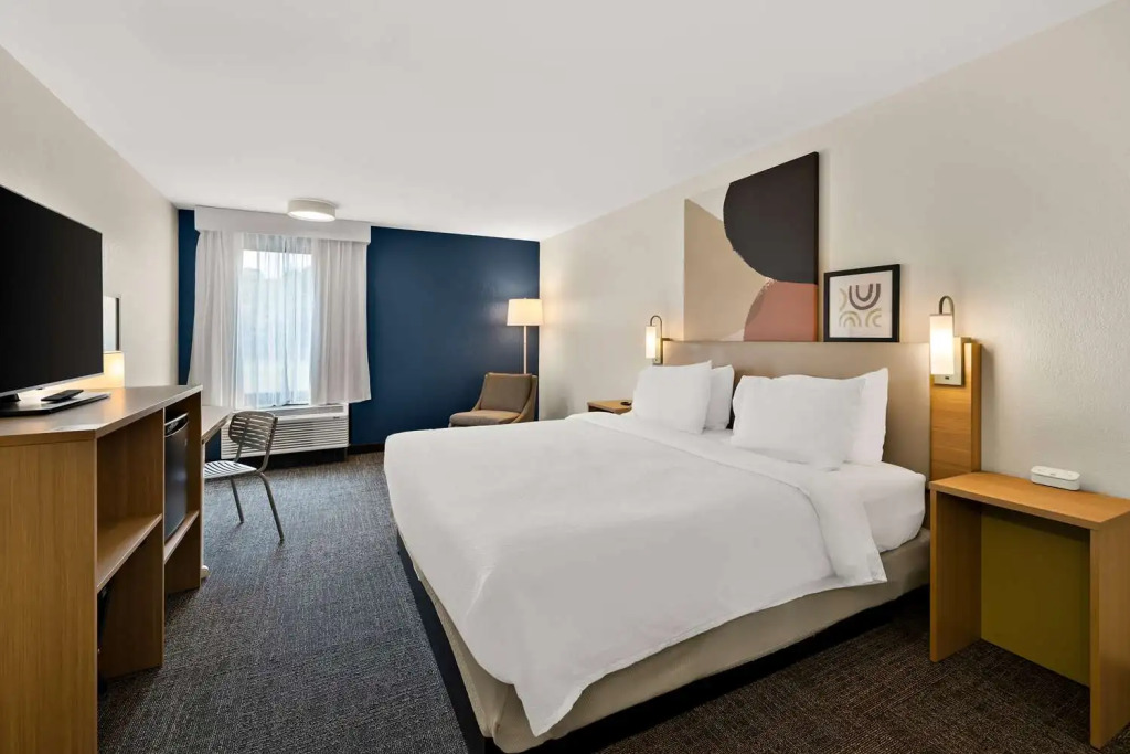Spark By Hilton Tifton