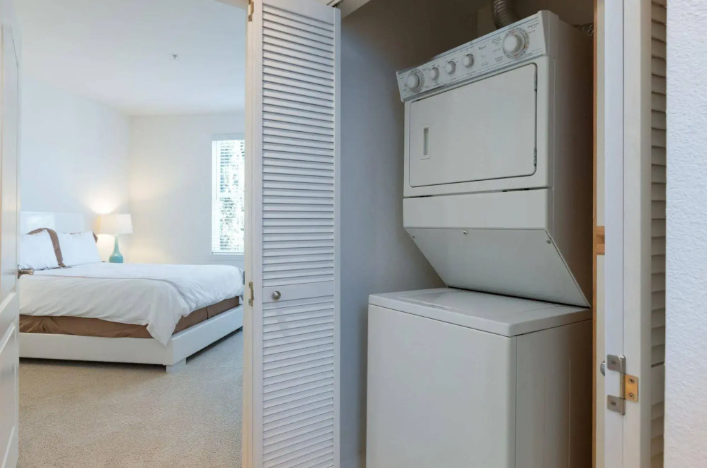 Global Luxury Suites at North Park