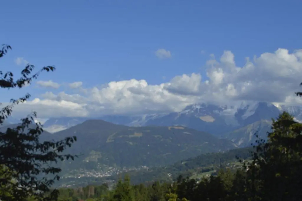 Appartement T1 avec balcon, Résidence proche Megève au calme