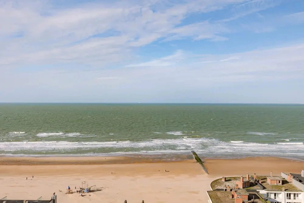 Luxury Seaview Stay With Free Private Parking