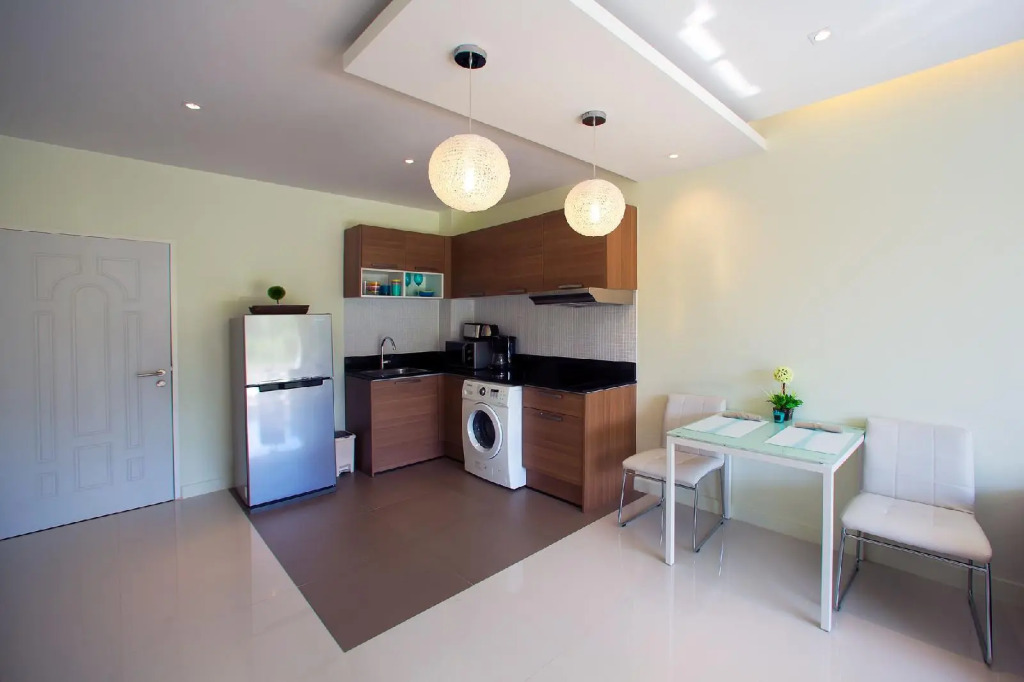 The Lago 1BR