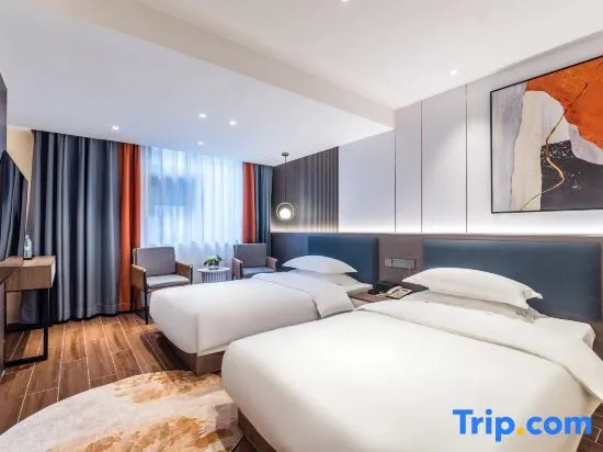 Ruifeng Hotel (Guangzhou Railway Station West Clocks and Watches City)
