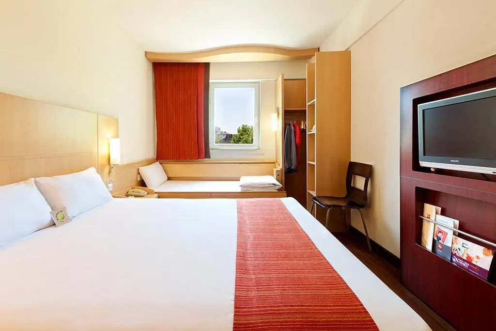 Ibis Shanghai JinshaJiang