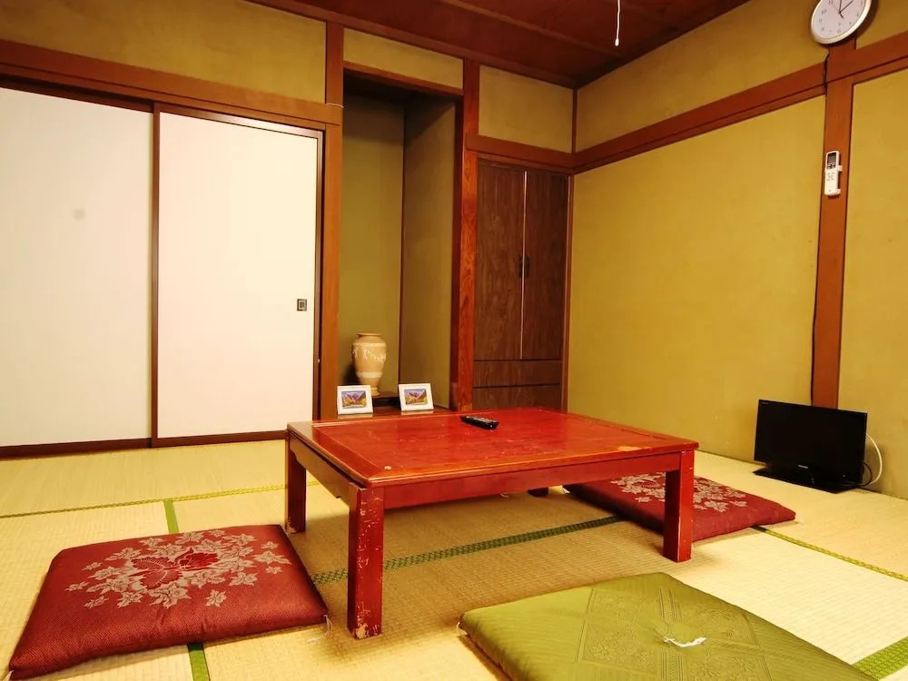 Guesthouse Tomoshibi