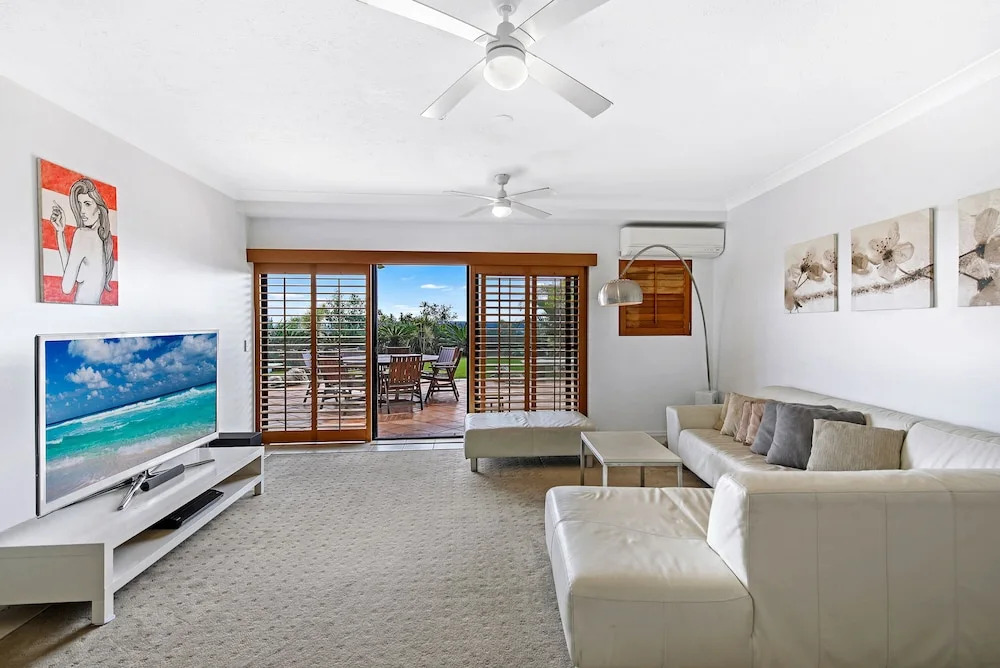 Stunning Ocean Views - Large 3 Bedroom