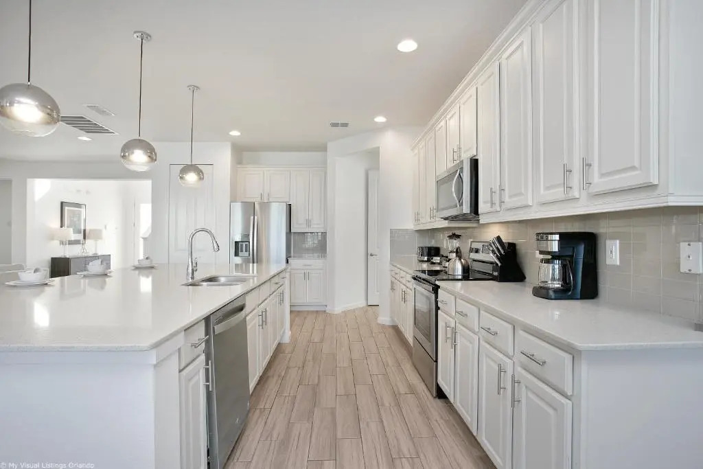 Sonoma Resort 7 Bedroom Vacation Home with Pool 1849