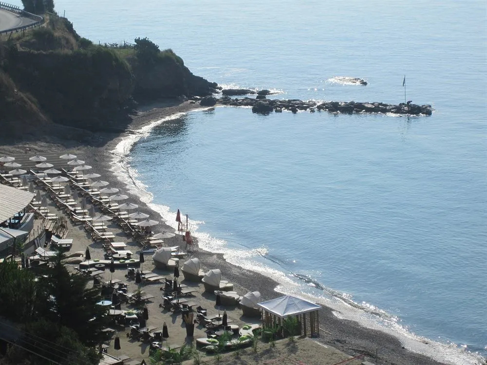 Parco Vacanze Monti E Mare