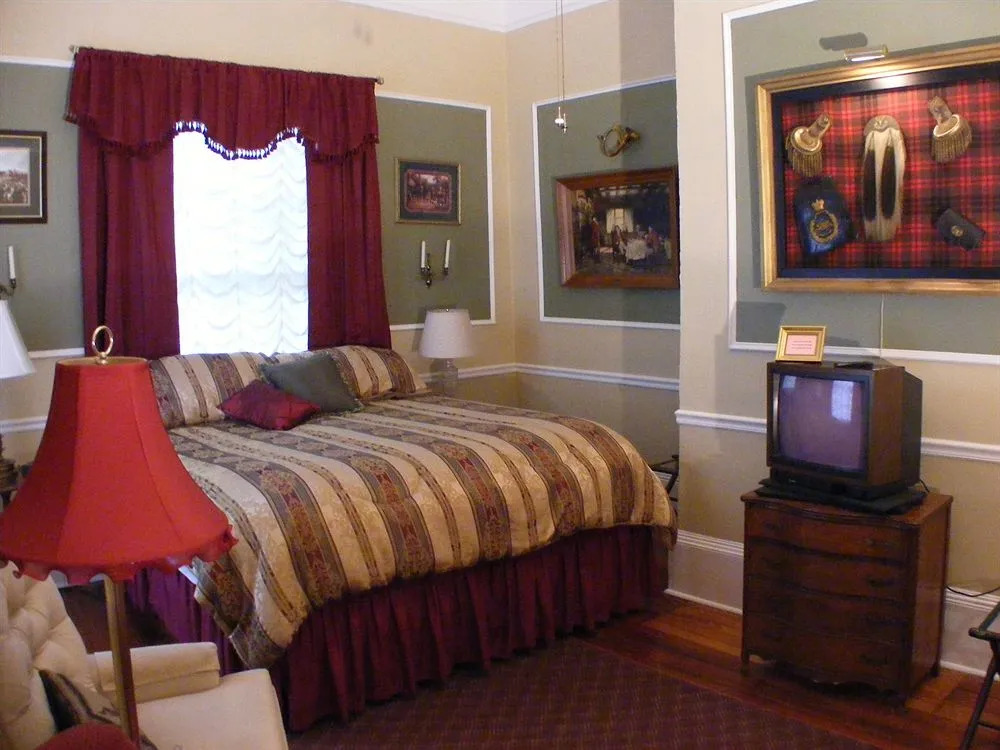 Millhouse Inn