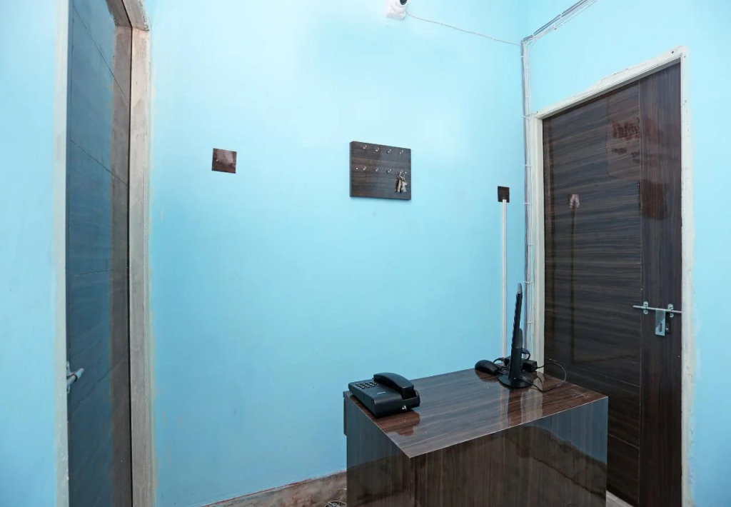 Verb Inn By OYO Rooms