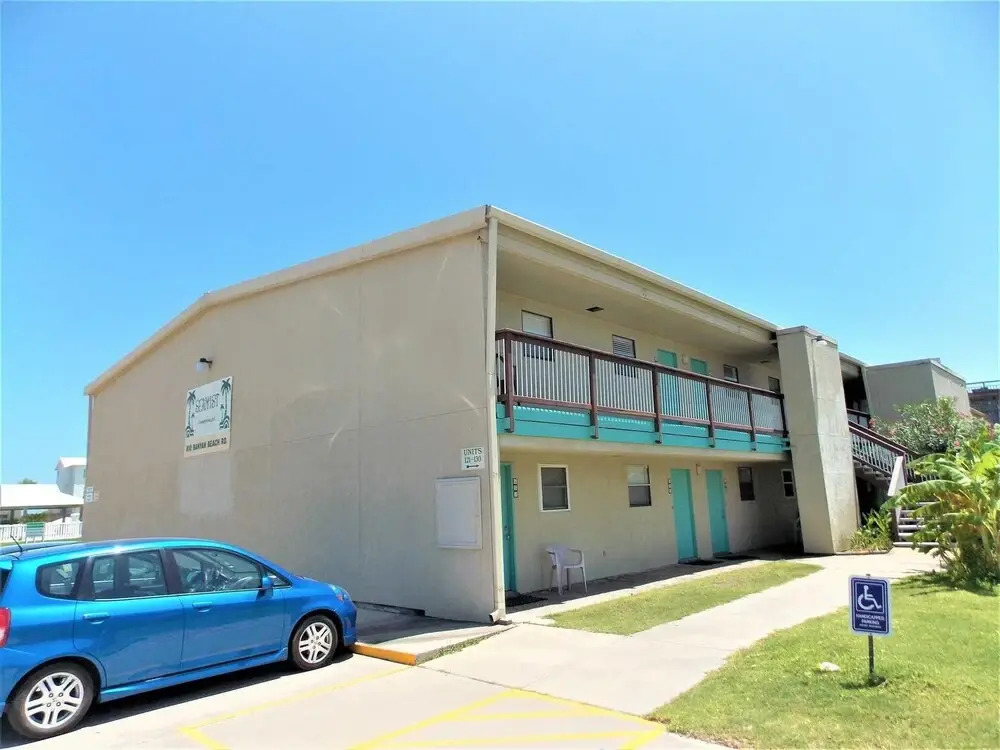 Seamist - 1 Br Condo