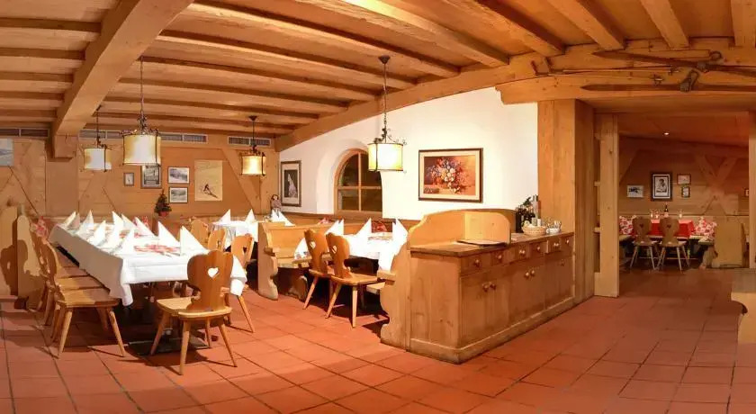 La Tambra - Residence - Central with Restaurant