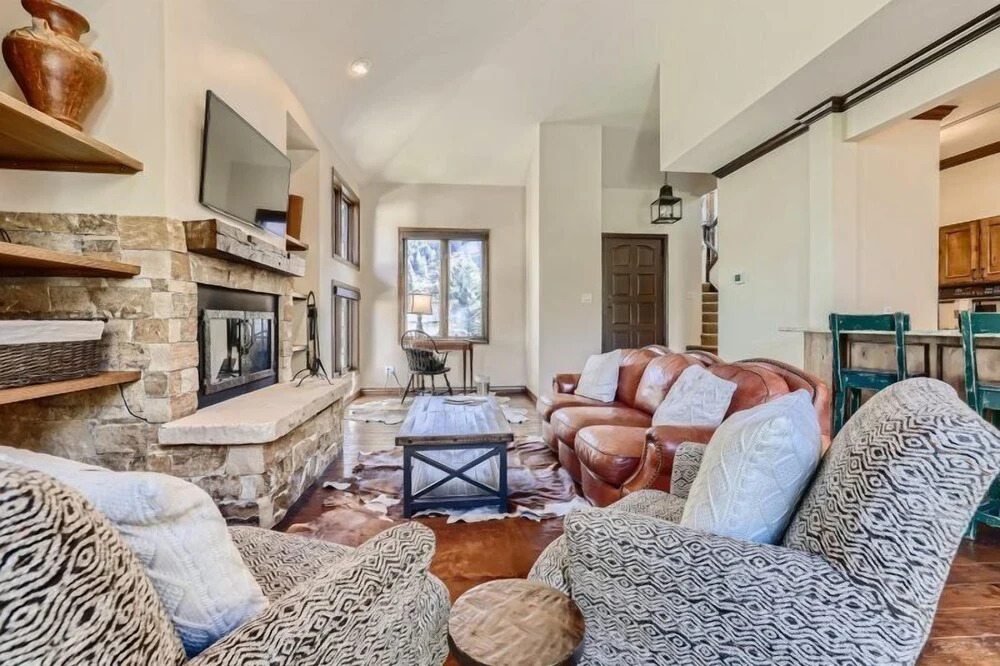 1-10 N. Fairway Drive