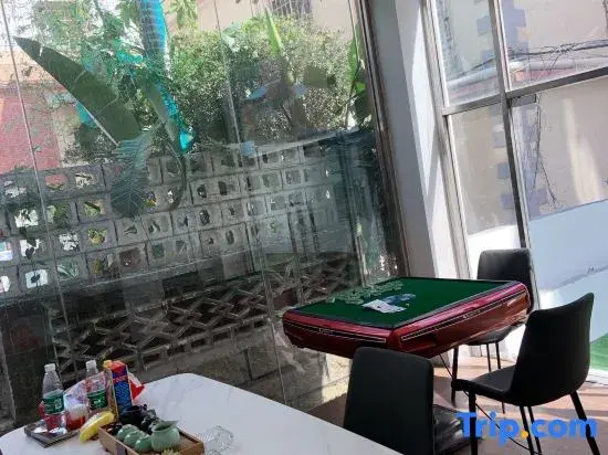 52HZhotel