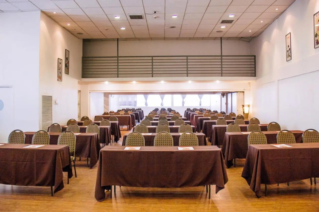 Hotel Nippon y Centro de Eventos