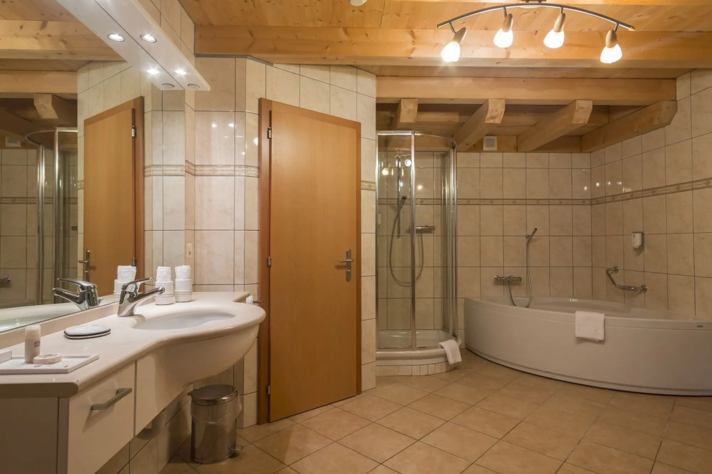 Zermatt Budget Rooms at Alpen Resort, Spa & Dining