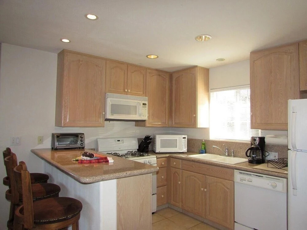 032 - Lakefront Village Escape - Big Bear Getaway