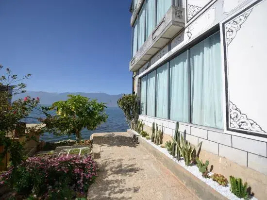 Wuxin Lake View Hostel