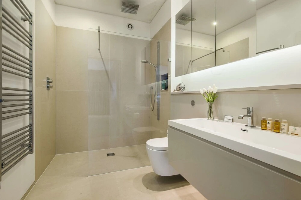 The Gloucester Mews Gem - RMA2