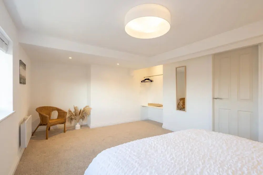 Host & Stay - Kings Court Apartments