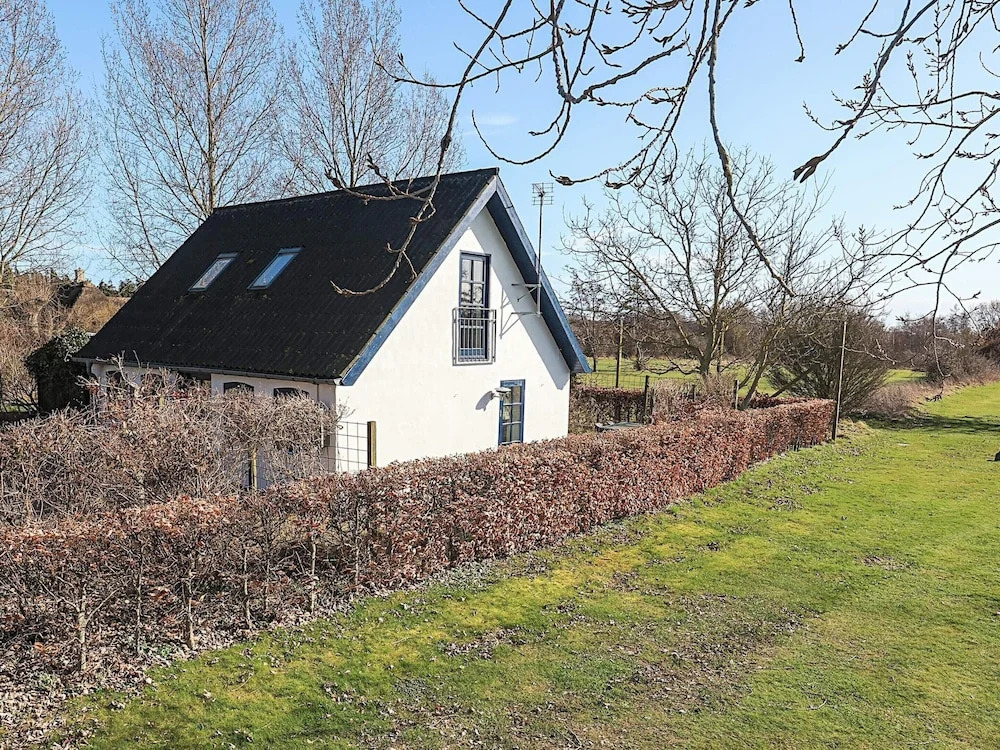 6 Person Holiday Home in Humble-by Traum