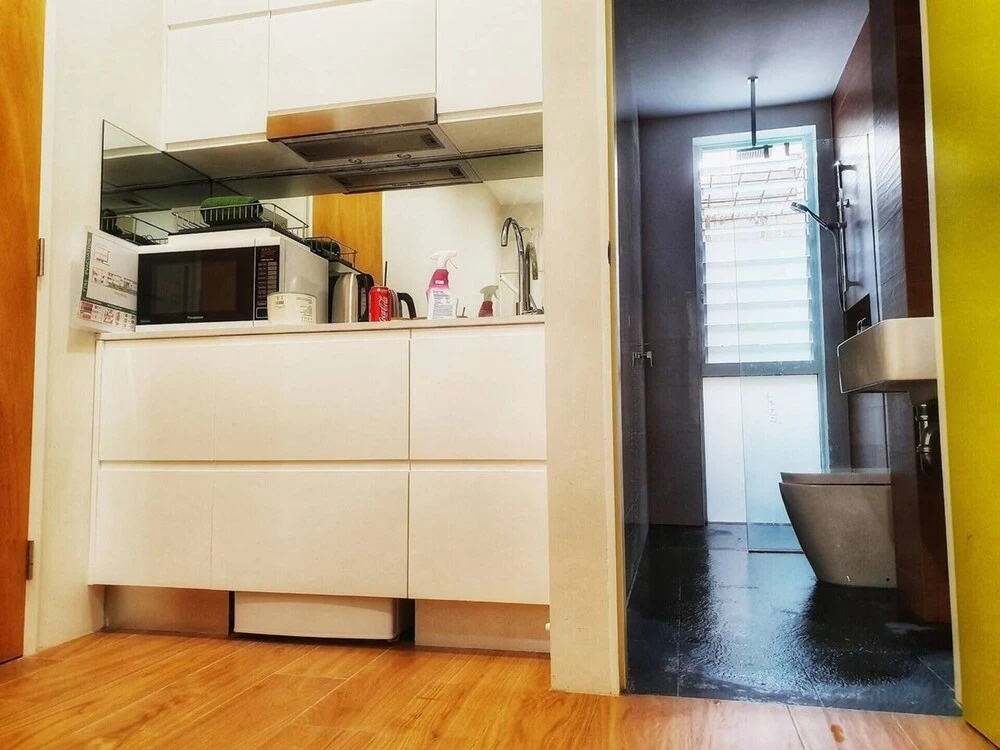 THE Roezetta1 Luxury Stylish Unit, Walk TO City