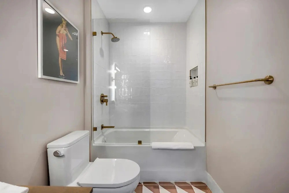 Luxury 1-BD with Breathtaking DTW Views