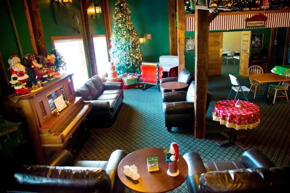 Santas Lodge