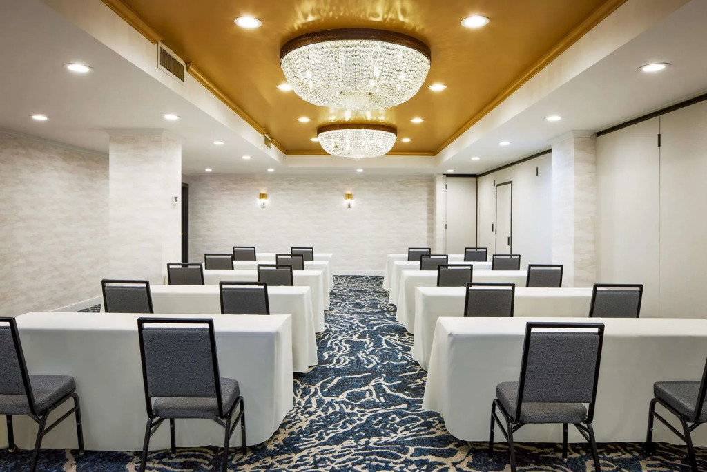 The Terrace Hotel Lakeland, Tapestry Collection by Hilton