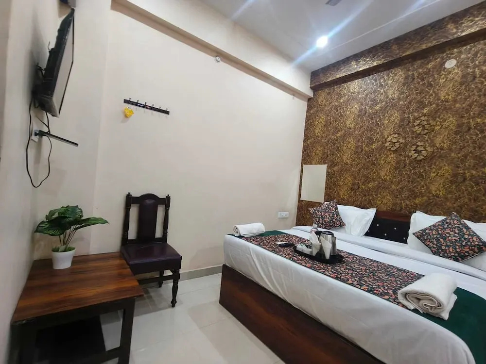 Hotel Harmony Heaven By Rk Palace