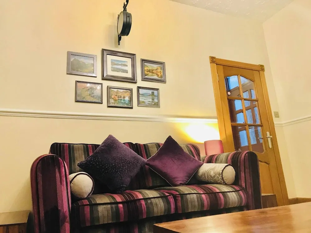Station View Lodge - Near Balbirnie House Markinch