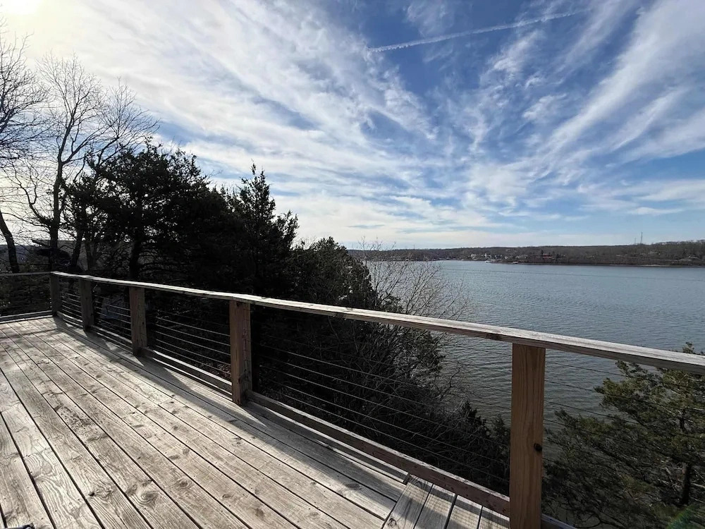 Wide Sky Chateau Lake Views