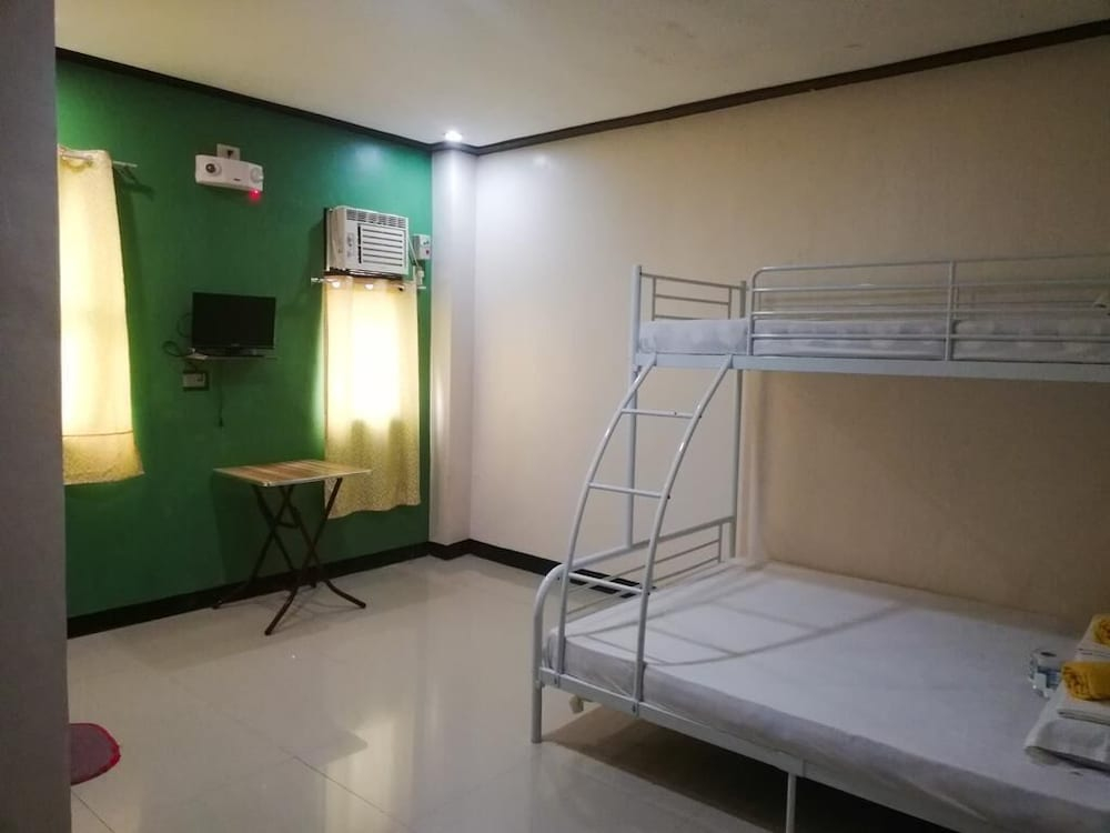 ROEXCIN Tourist Inn
