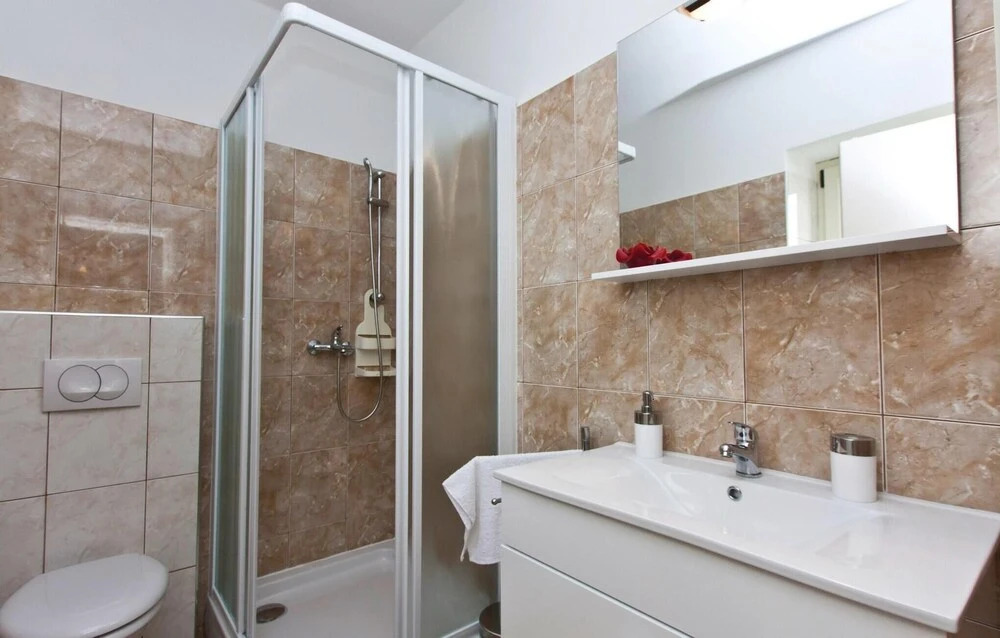 Amazing Home in Rovinj With Wifi and 2 Bedrooms