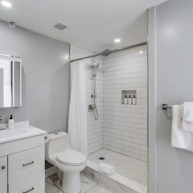 Sosuite 1BR Apt w W D Gym Lounge Park View
