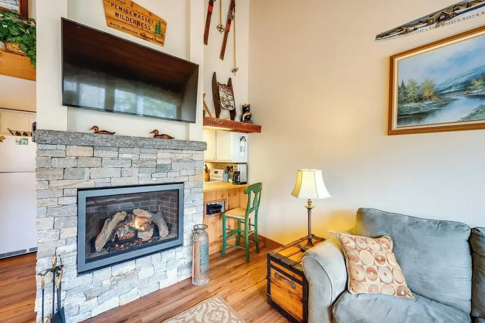 Loon Mountain Townhome w/ Pool + Slope Views!