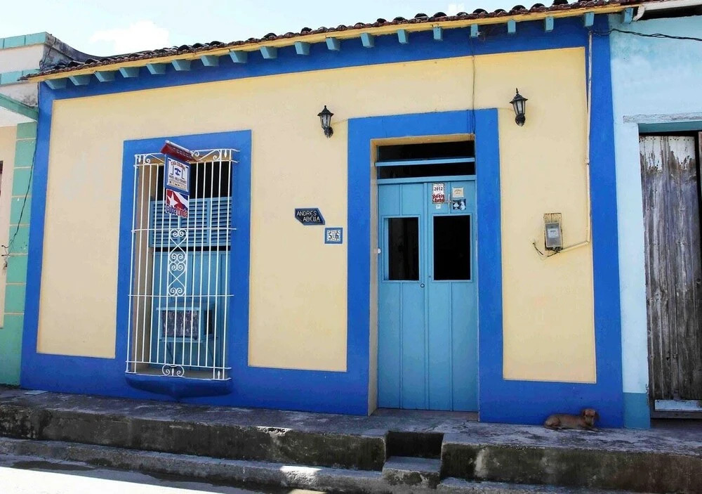 Casa Andres Abella