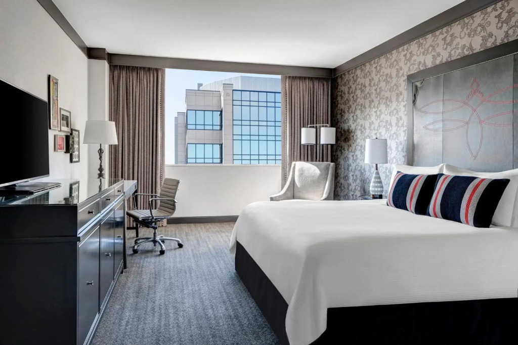 Loews Nashville Hotel at Vanderbilt Plaza