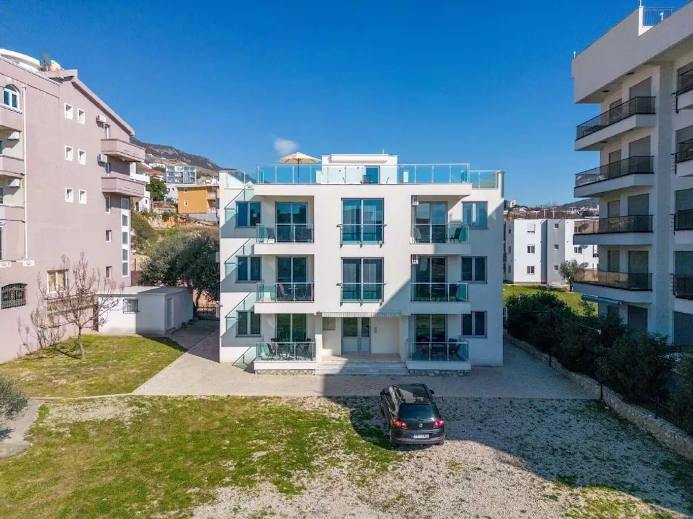 Apartments 4U