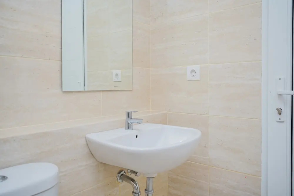 Fully Furnished with Comfortable Design 2BR Apartment Springwood Residence