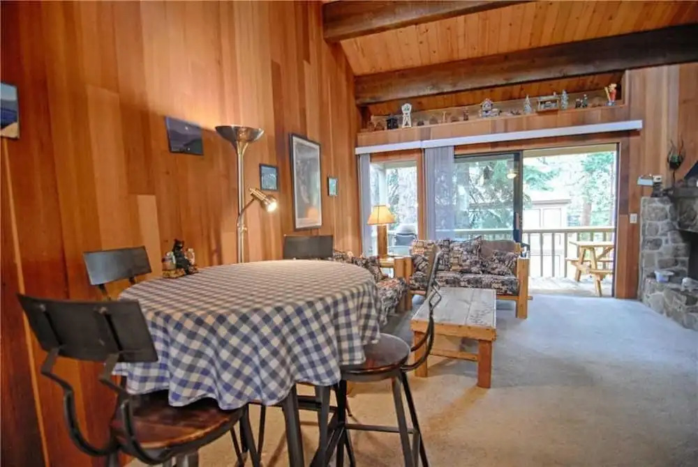 Lofted Condo W/electric Grill and Spiral Staircase #308