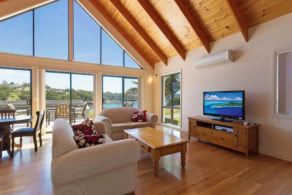 Snug Cove Villas