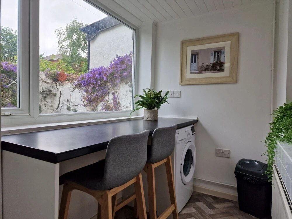 Dysa South Clifton House