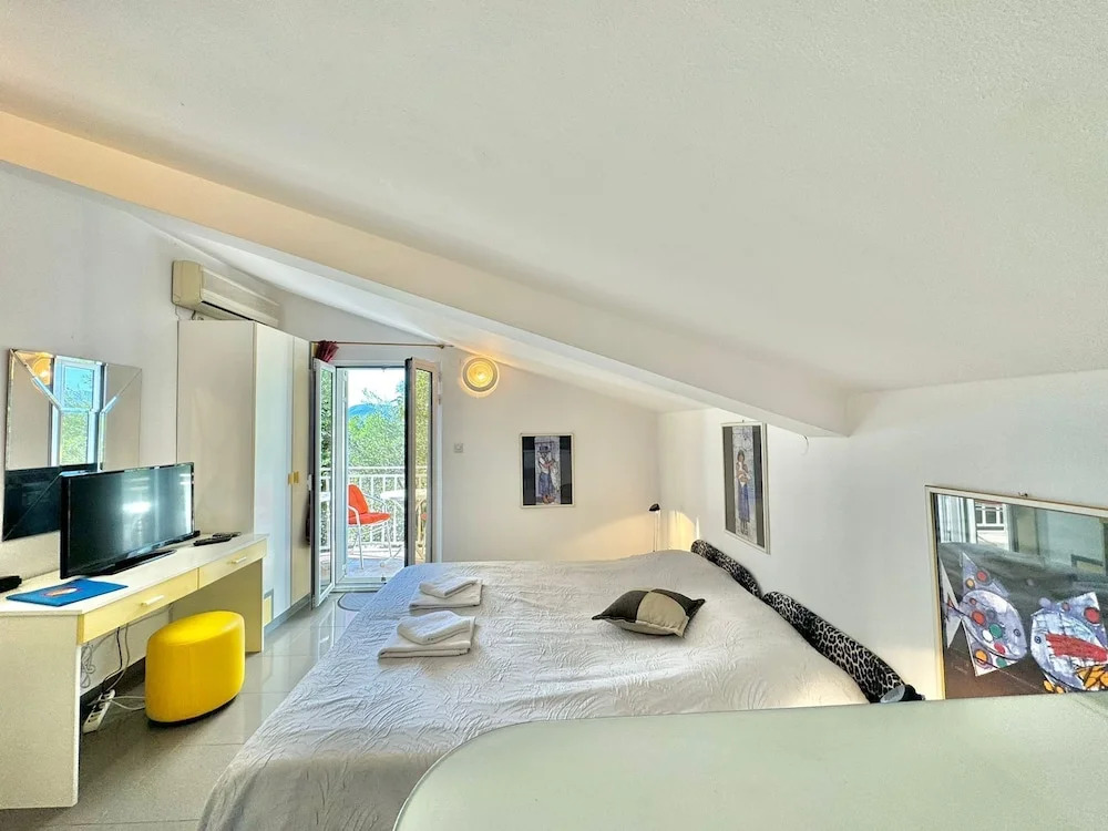 Sun Rose Apartments Sveti Stefan