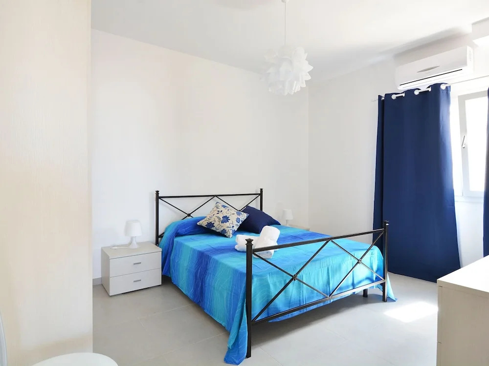 Charming Apartment in Marina Di Ragusa With Pool