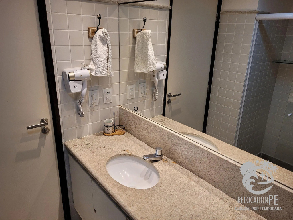 Pb405 · Flat Beira Mar Próximo Ao Centro, 4 Quartos E 4 Wc