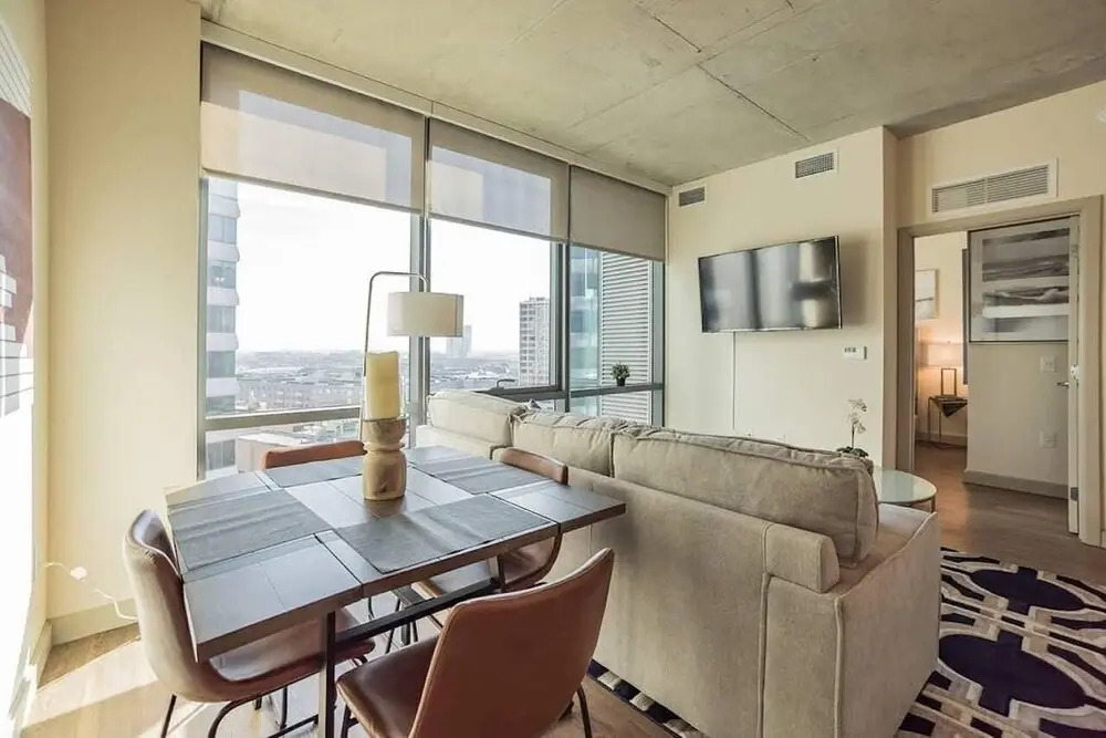 3601 Market 1BR Home